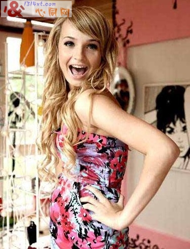 全球最年轻变性人!男童变身超级正妹