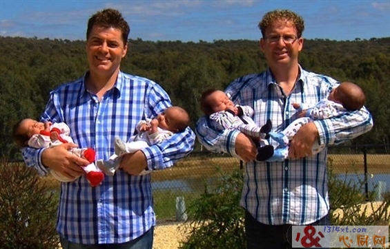 澳大利亚一对男同性恋伴侣喜获两对双胞胎 澳大利亚一对男同性恋伴侣喜获两对双胞胎