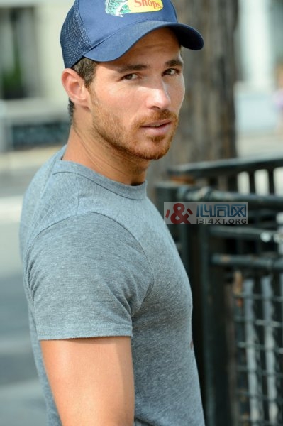 ëʦͬ־־Sensitif71