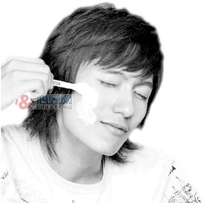 秋季男性用什么面膜好?补水保温为首选!