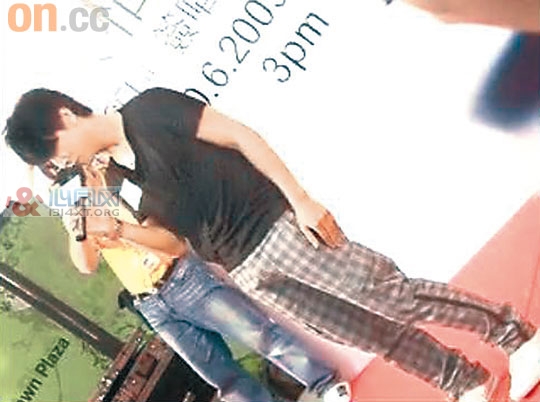 “爱无滋”同性恋人洪卓立恋上“动L凸雕”陈柏宇