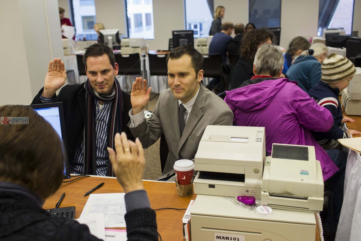 ʢͬԻϷٶͬ԰“֤”