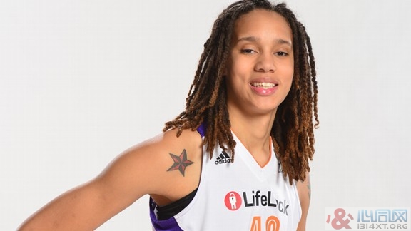 ŮNBABrittney Griner