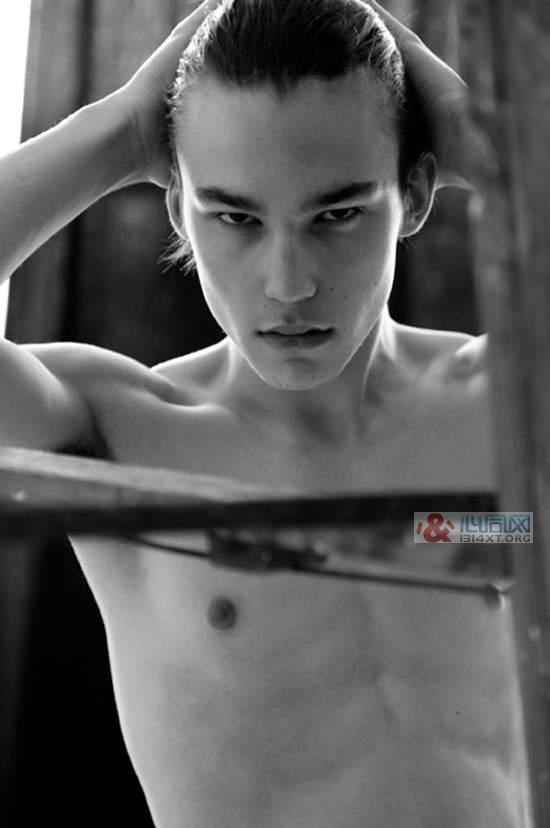 ӢձѪģChris Colton